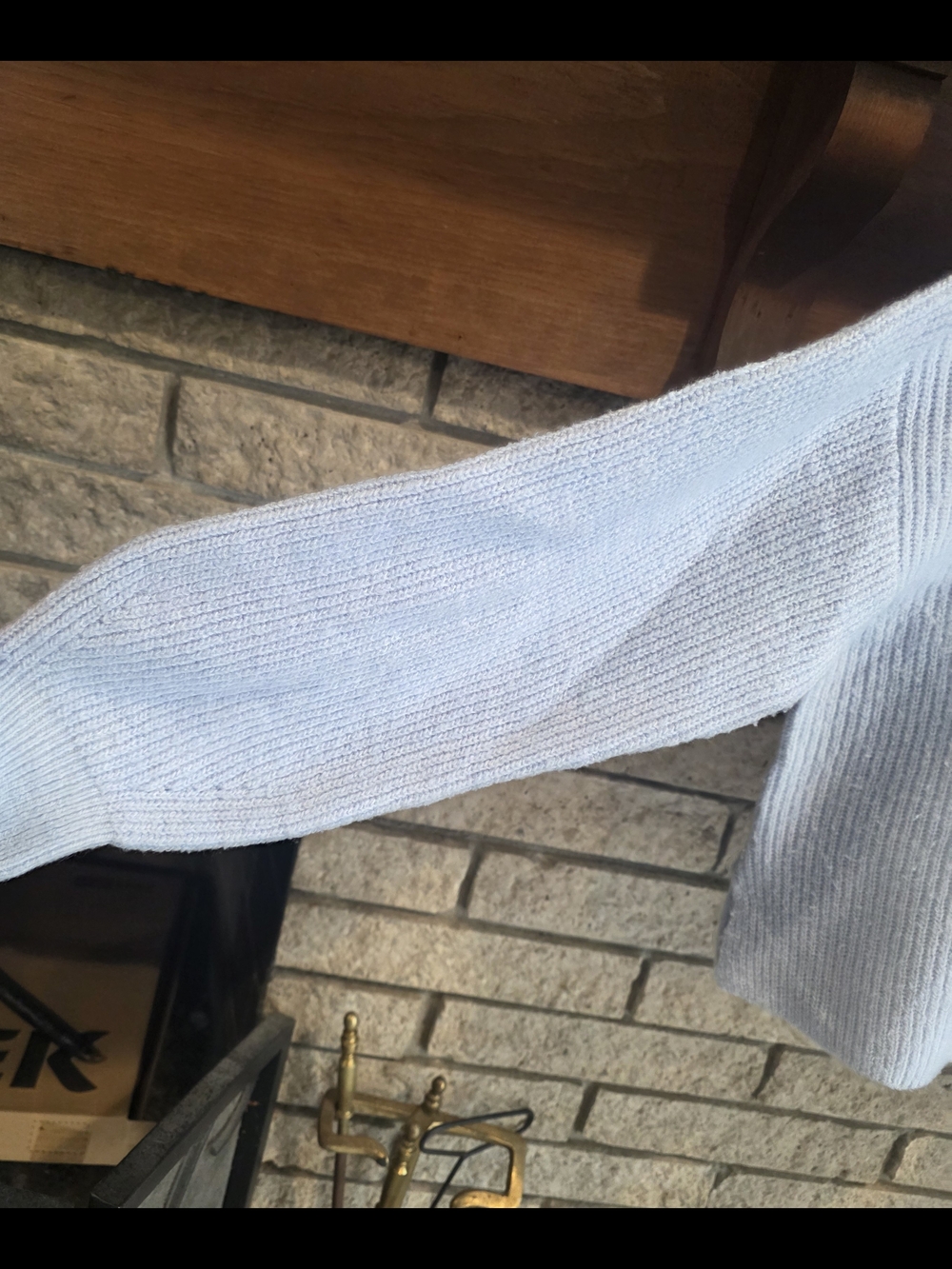 ASOS Pale Blue V-Neck Ribbed Knit Sweater - Picture 4 of 6